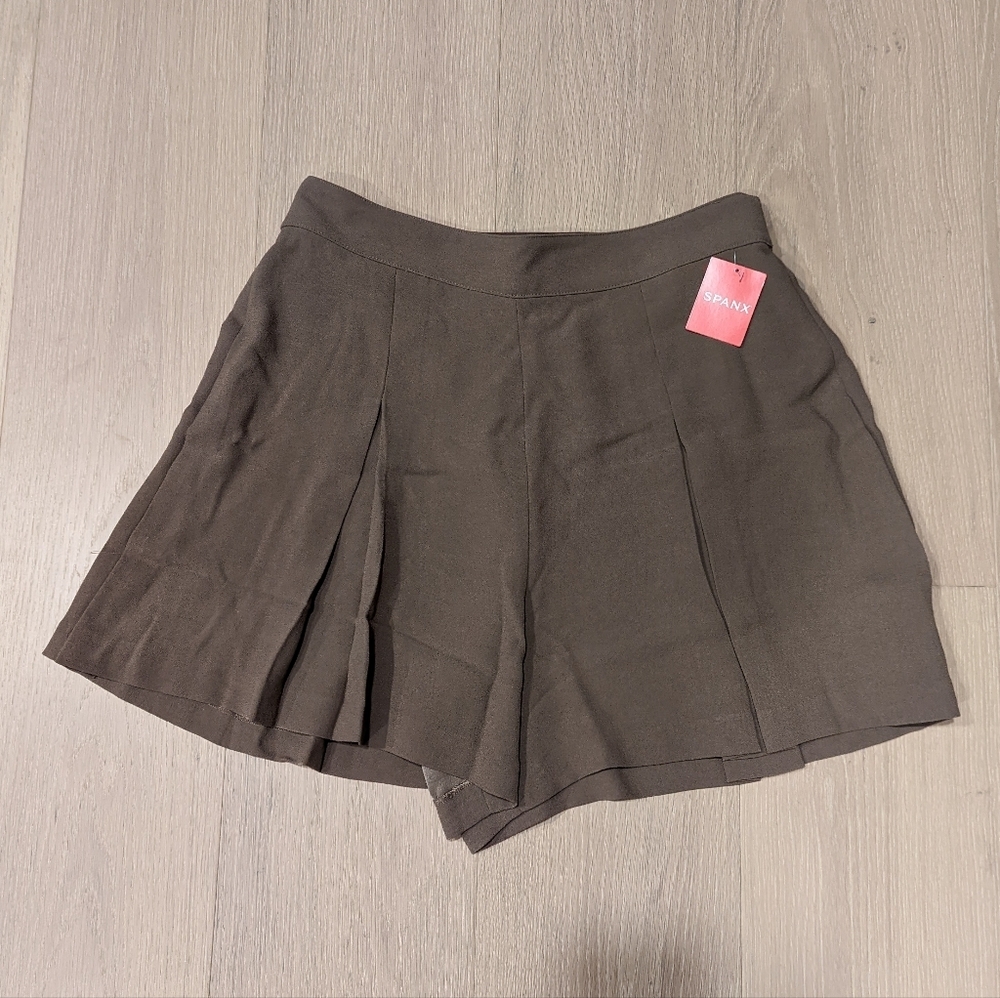 SPANX Brown Flared Shorts with Front Pleats